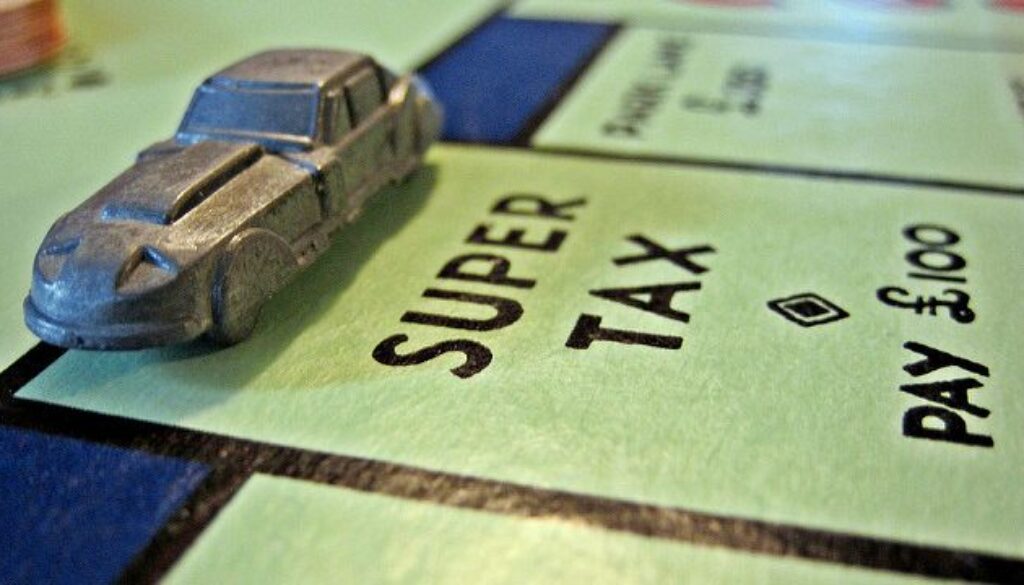 Monopoly, Taxes