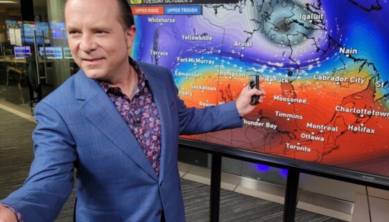 Chris Murphy - wearing JAC Shirt and Blazer while broadcasting the Weather