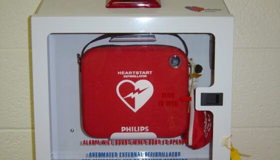 defibrilator creative commons